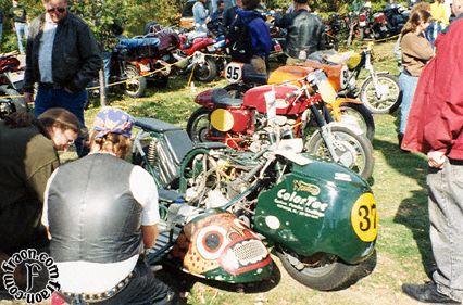 larz97012.jpg