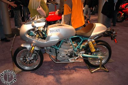 rcr1001.jpg